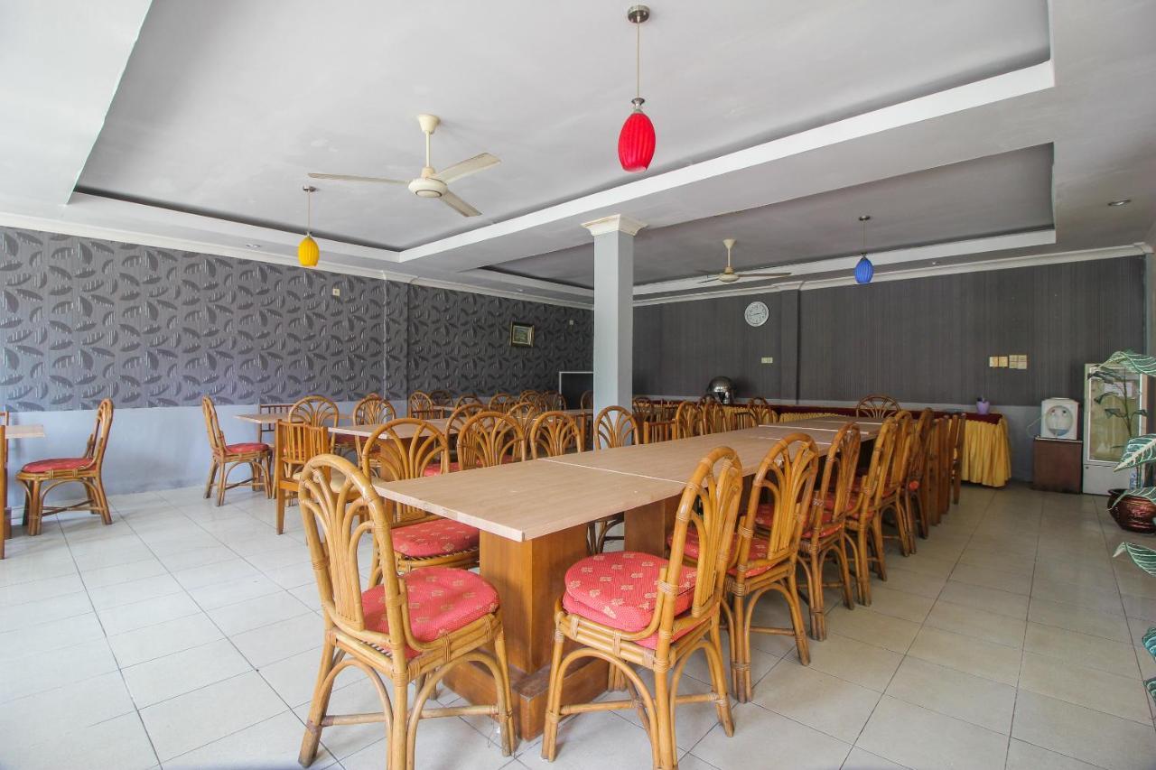 สปอต ออน 2809 โฮเต็ล ยัสมิน Hotel Siak Sri Indrapura ภายนอก รูปภาพ