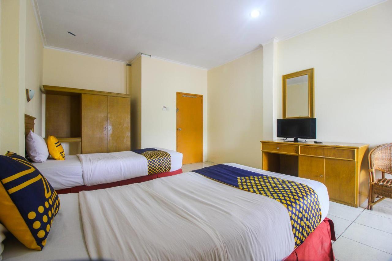 สปอต ออน 2809 โฮเต็ล ยัสมิน Hotel Siak Sri Indrapura ภายนอก รูปภาพ