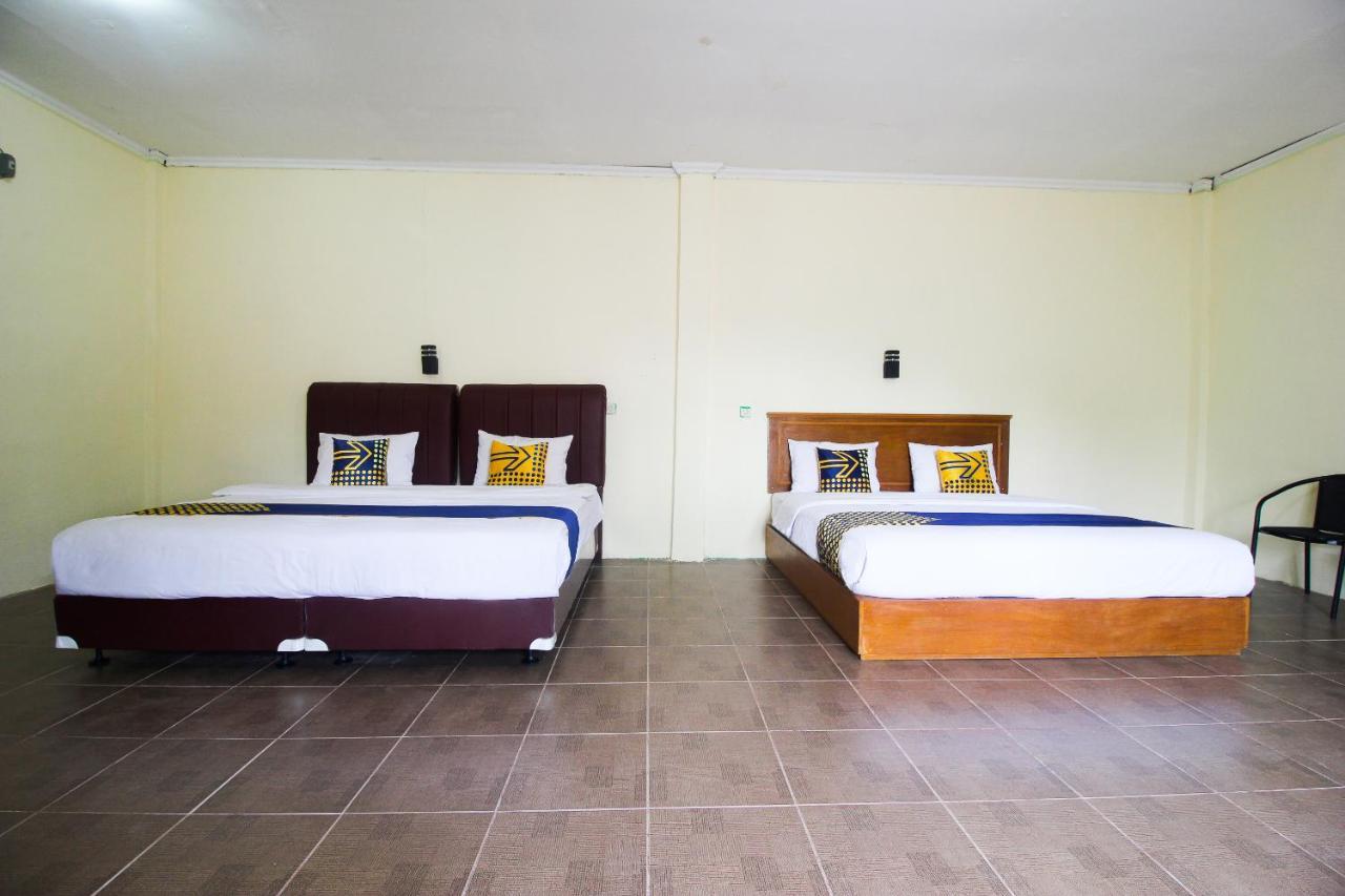 สปอต ออน 2809 โฮเต็ล ยัสมิน Hotel Siak Sri Indrapura ภายนอก รูปภาพ
