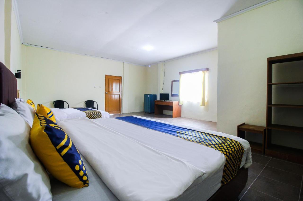 สปอต ออน 2809 โฮเต็ล ยัสมิน Hotel Siak Sri Indrapura ภายนอก รูปภาพ